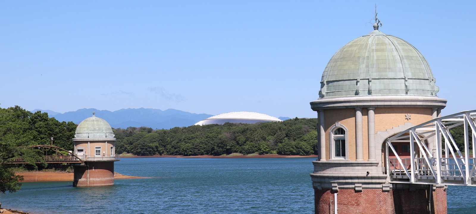 写真：多摩湖