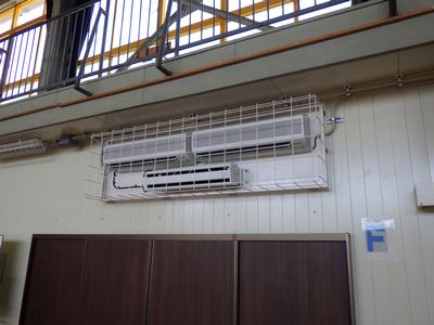 写真：体育館の空調設備
