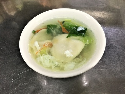写真：海老ワンタン地野菜スープ
