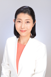 関綾子議員の写真