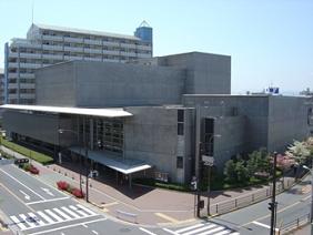 写真：東大和市民会館（ハミングホール）