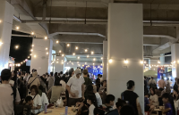 写真:東大和市駅高架下